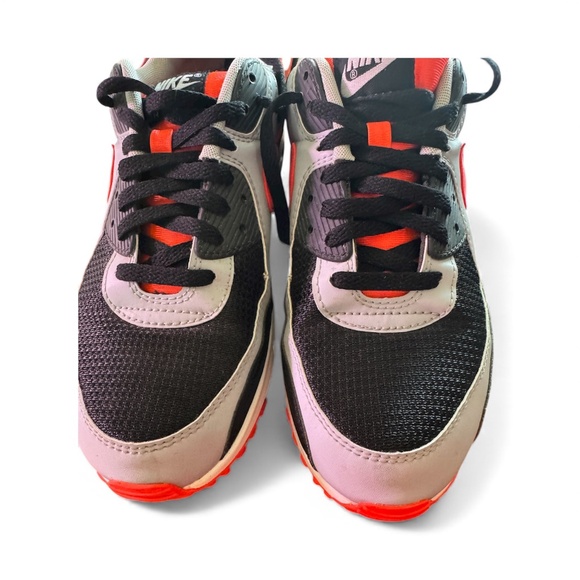 Nike Air Max 90 Running Shoes, Men's 10.5 - Picture 6 of 7